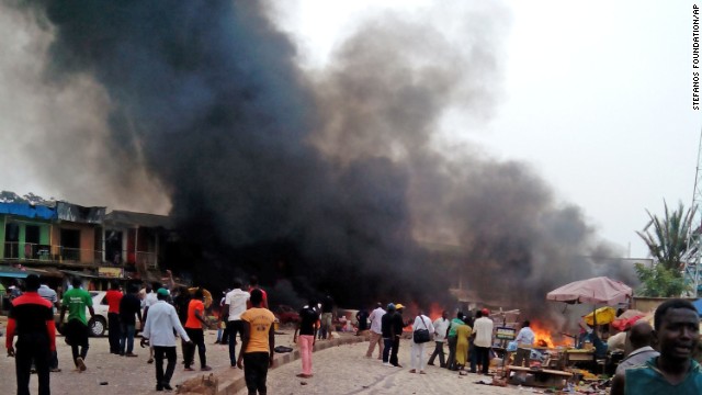 وسطی نائیجیریا میں ہونے والے دو کار بم دھماکوں میں کم از کم 118 افراد ہلاک